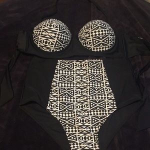 Retro Bikini (tags say XL but fits M/size 8)